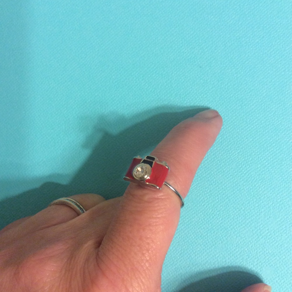 NIP Red Camera Ring - Picture 2 of 2